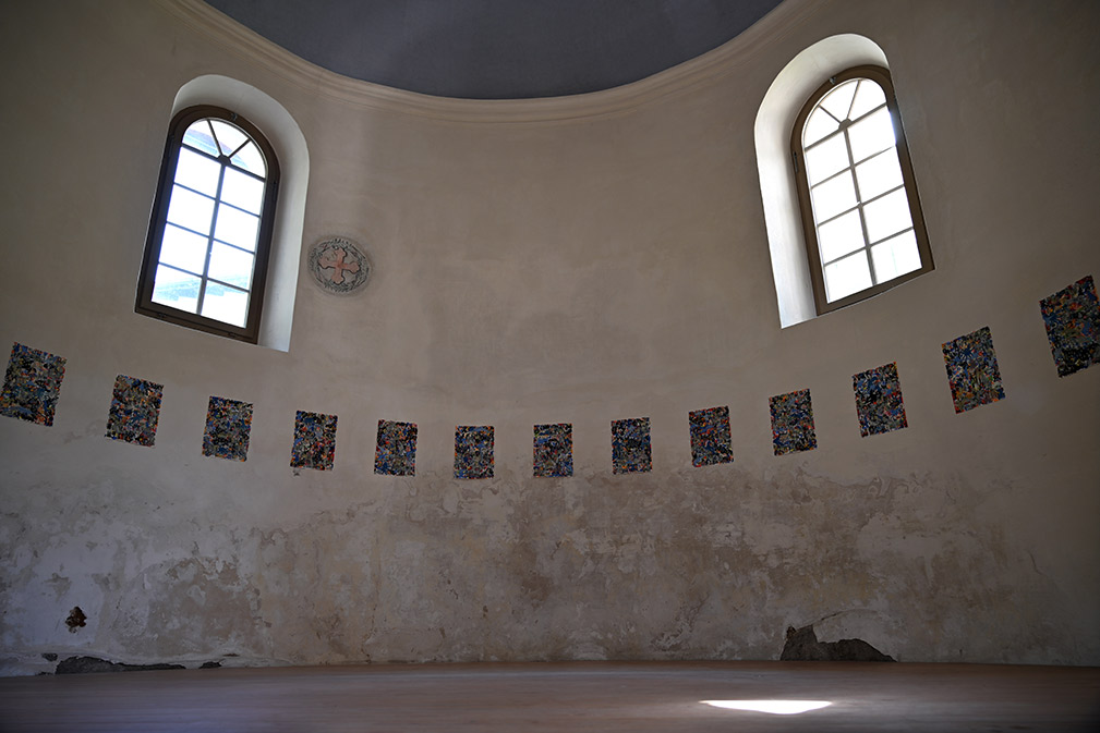 Wunderkammer Göschenen Panorama von OtGO June 30, 2025 Alte Kirche aus dem 13. Jahrhundert Göschenen, Uri, Schweiz