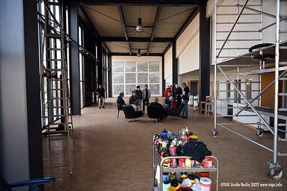 Deutsch-Mongolische Gesellschaft: Gemeinsamer Besuch der Galerie und Ausstellung des mongolischen Malers Otgo in Berlin