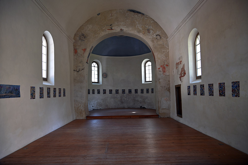 Wunderkammer Göschenen Panorama von OtGO June 30, 2025 Alte Kirche aus dem 13. Jahrhundert Göschenen, Uri, Schweiz